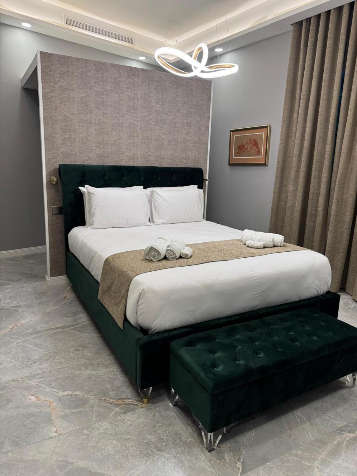 Howard House Hotel มดินา ภายนอก รูปภาพ